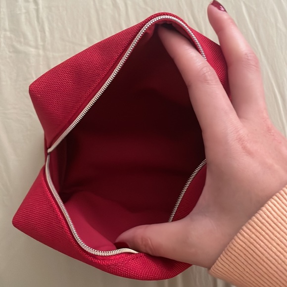 Dior Beauty Red Canvas Embossed Logo Makeup Toiletry Bag Zip Pouch - Picture 7 of 9